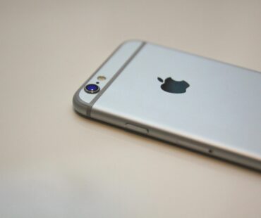 Free Space Gray iPhone 6 Stock Photo